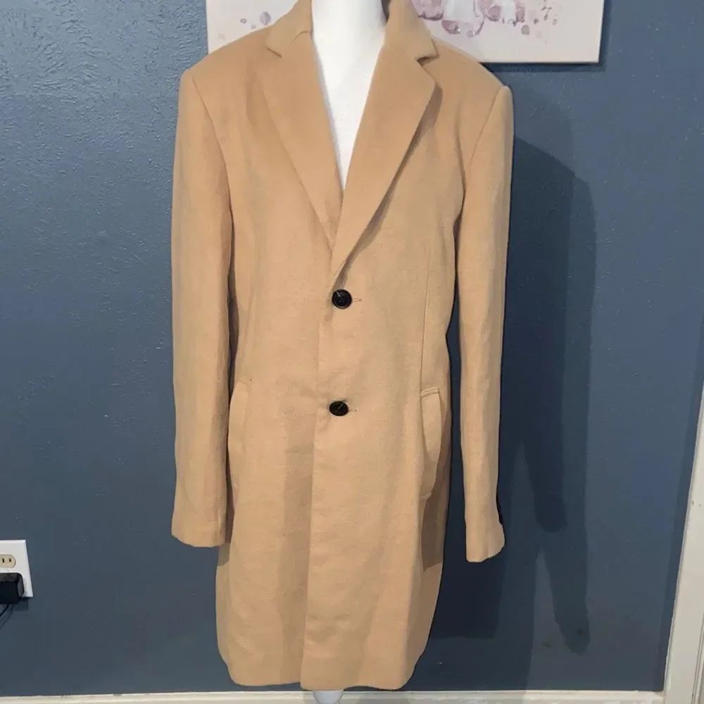 Men’s Topman Beige Long Coat Small